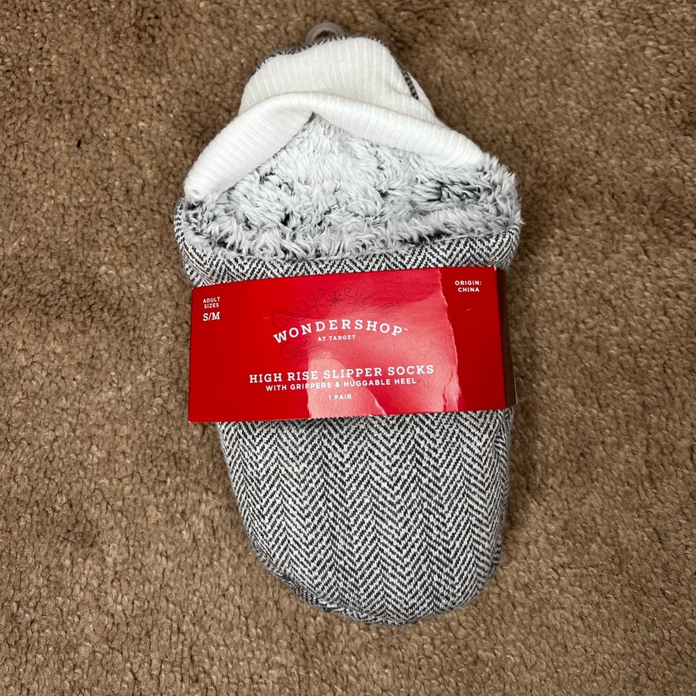 Wondershop High Rise Slipper Socks